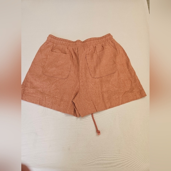 Rae Mode- Women's Casual Apricot Shorts L With Strings 55%Linen45%Rayon. - Picture 2 of 6